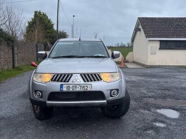 Mitsubishi L200 Crew Cab, Diesel, 2010, Silver
