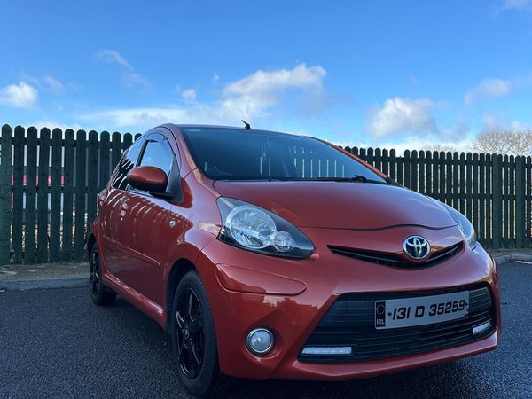 Toyota Aygo Hatchback, Petrol, 2013, Orange