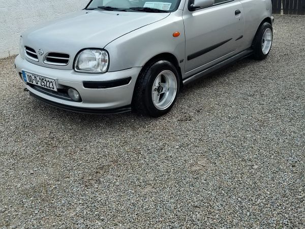 Nissan Micra Hatchback, Petrol, 2000, Silver