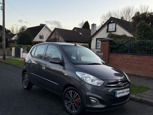 Hyundai i10 Hatchback, Petrol, 2013, Grey