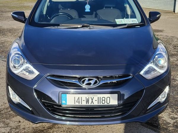 Hyundai i40 Saloon, Diesel, 2014, Blue