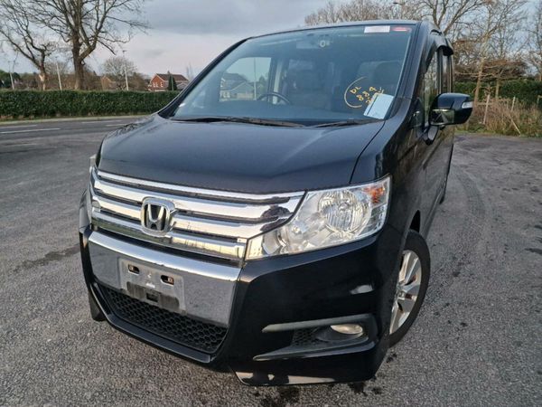 Honda Stepwagon MPV, Petrol, 2012, Black