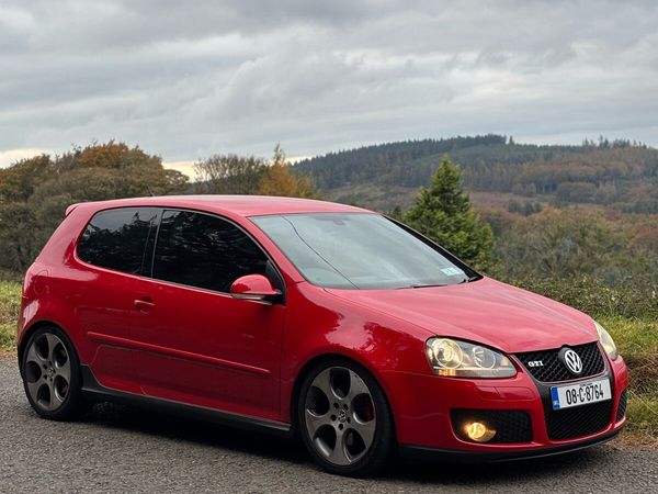 Volkswagen Golf Hatchback, Petrol, 2008, Red