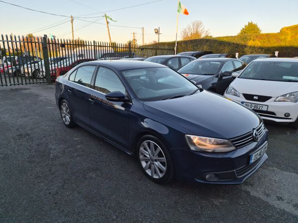 Volkswagen Jetta Saloon, Diesel, 2013, Blue
