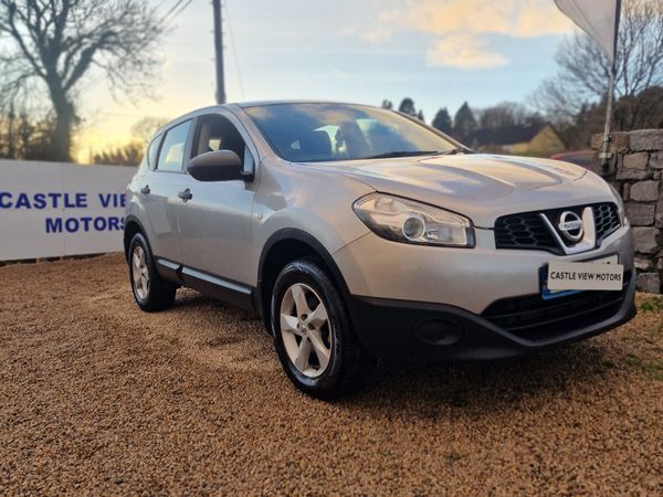 Nissan Qashqai Estate/Jeep, Diesel, 2012, Silver
