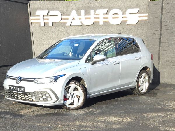 Volkswagen Golf Hatchback, Petrol Hybrid, 2021, Silver