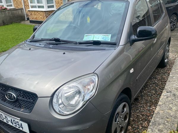 Kia Picanto Hatchback, Petrol, 2010, Silver