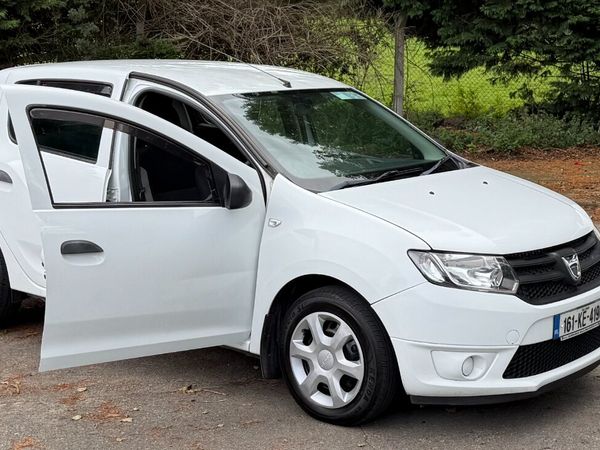 Dacia Sandero Hatchback, Diesel, 2016, White