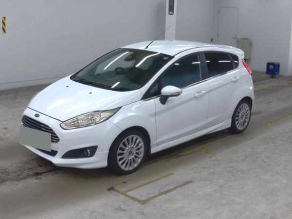 Ford Fiesta Hatchback, Petrol, 2014, White