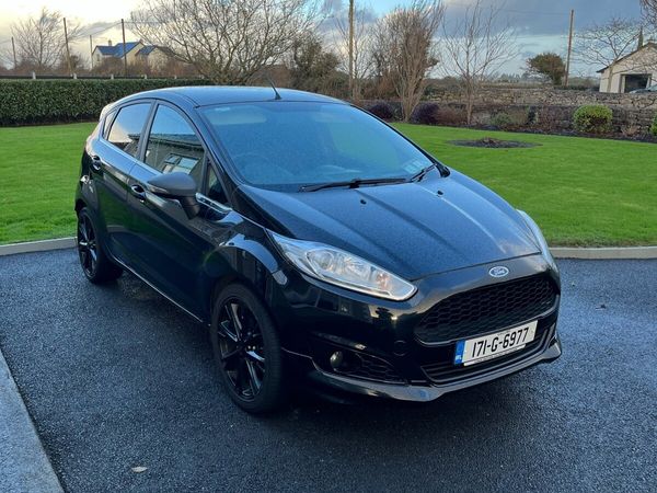Ford Fiesta Hatchback, Petrol, 2017, Black