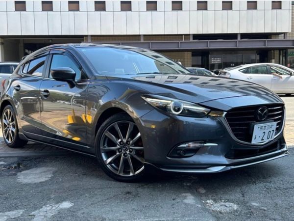 Mazda Axela Hatchback, Petrol, 2018, Grey