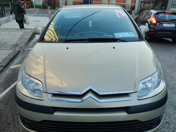 Citroen C4 Hatchback, Petrol, 2008, Gold