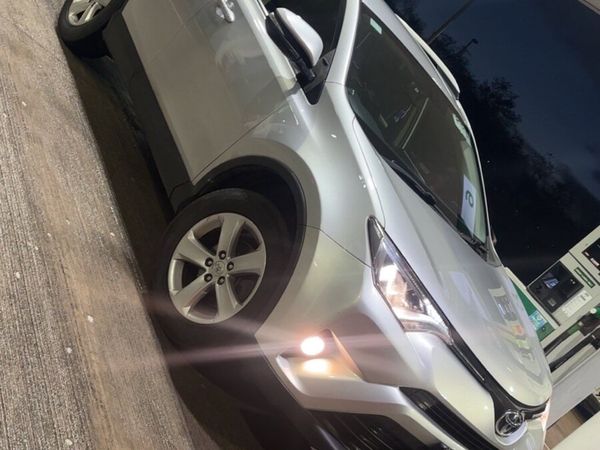 Toyota RAV4 SUV, Diesel, 2016, Silver