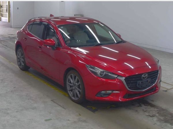 Mazda Axela Hatchback, Petrol, 2017, Red