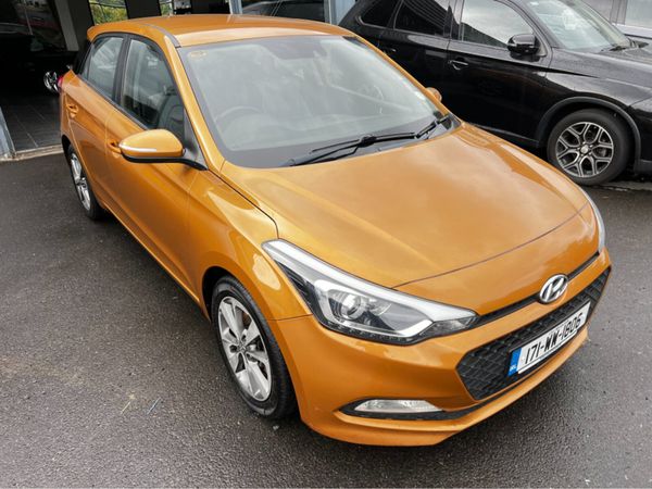 Hyundai i20 Hatchback, Diesel, 2017, Orange