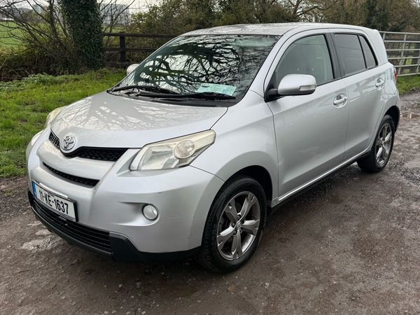 Toyota Urban Cruiser SUV, Diesel, 2011, Silver