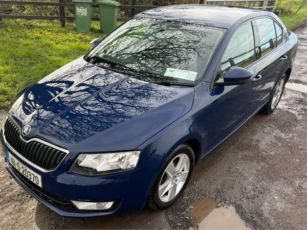 Skoda Octavia Saloon, Diesel, 2016, Blue