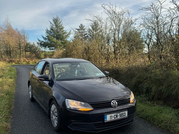 Volkswagen Jetta Saloon, Diesel, 2011, Black