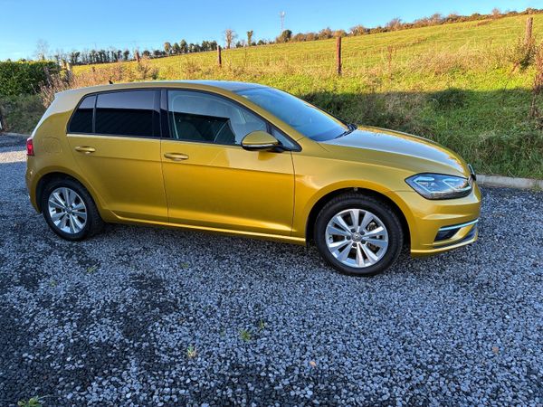 Volkswagen Golf Hatchback, Petrol, 2017, Gold