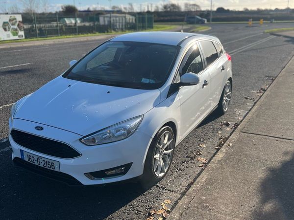 Ford Focus Hatchback, Diesel, 2016, White