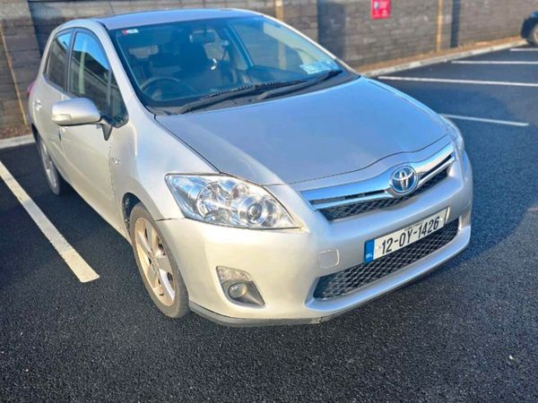 Toyota Auris Hatchback, Petrol Hybrid, 2012, Silver