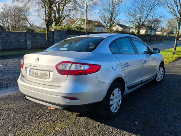 Renault Fluence Saloon, Diesel, 2011, Silver