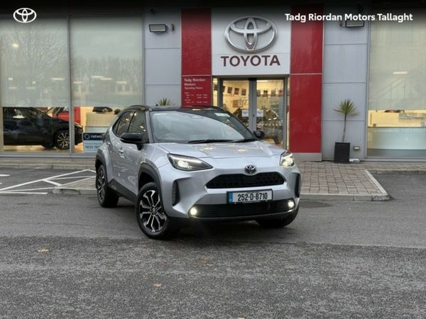 Toyota Yaris Cross Hatchback, Petrol Hybrid, 2025, Silver
