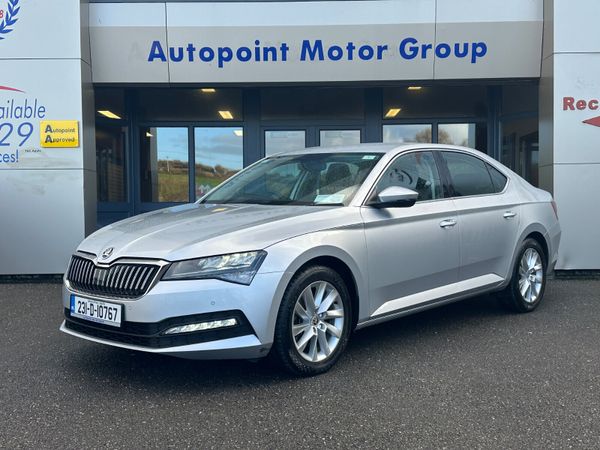 Skoda Superb Hatchback, Diesel, 2023, Grey