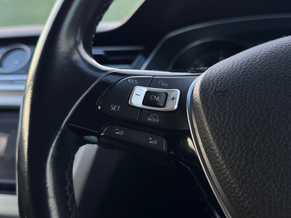 Volkswagen Passat Estate/Jeep, Diesel, 2015, Blue