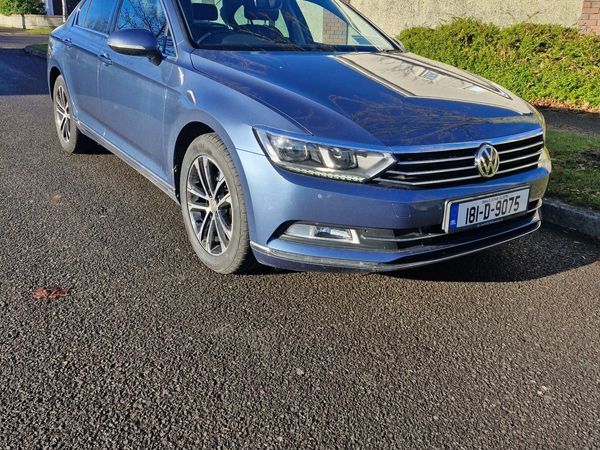Volkswagen Passat Saloon, Diesel, 2018, Blue