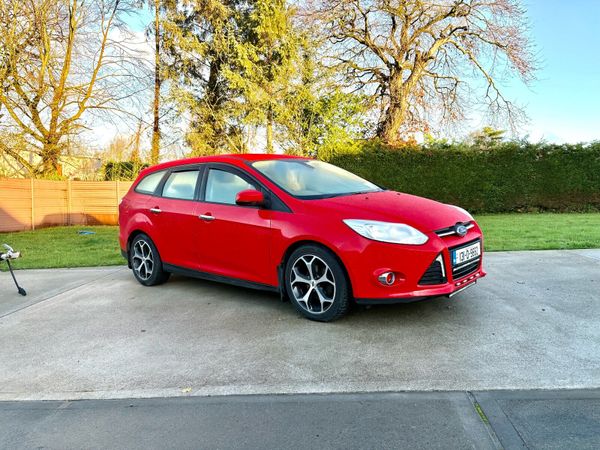 Ford Focus Estate, Diesel, 2013, Red