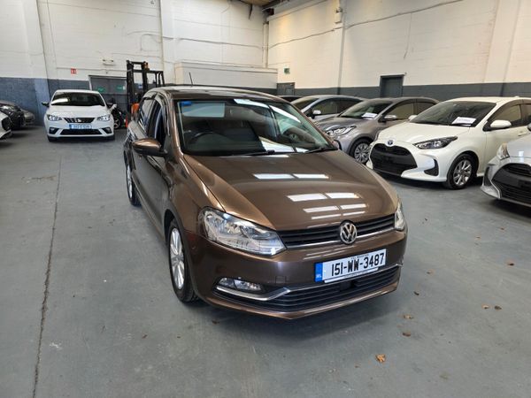 Volkswagen Polo Hatchback, Petrol, 2015, Brown
