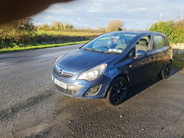 Opel Corsa Hatchback, Petrol, 2014, Blue