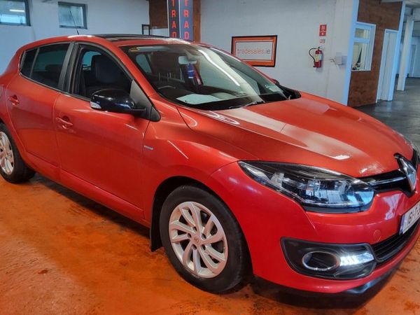 Renault Megane Hatchback, Diesel, 2016, Red