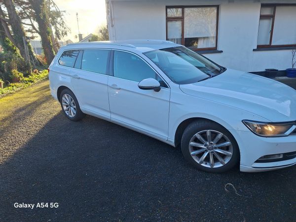 Volkswagen Passat Estate, Diesel, 2015, White