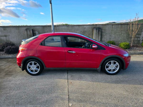 Honda Civic Hatchback, Petrol, 2009, Red