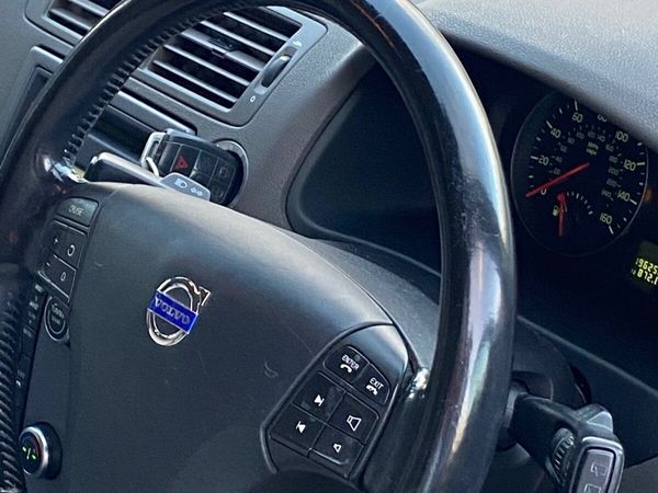 Volvo V50 Estate, Diesel, 2011, Silver