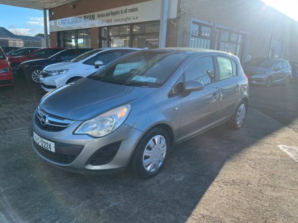 Opel Corsa Hatchback, Petrol, 2011, Silver