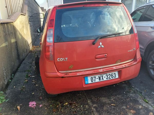Mitsubishi Colt Hatchback, Petrol, 2007, Red
