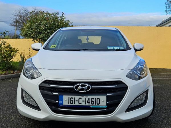 Hyundai i30 Hatchback, Petrol, 2016, White