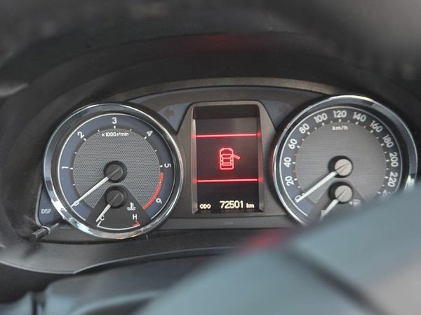 Toyota Corolla Saloon, Diesel, 2014, Bronze