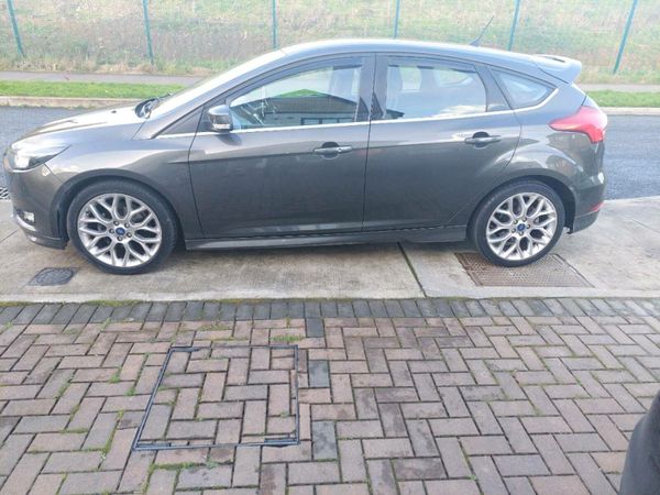 Ford Focus Hatchback, Petrol, 2018, Grey