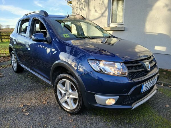 Dacia Sandero Stepway Hatchback, Diesel, 2016, Blue