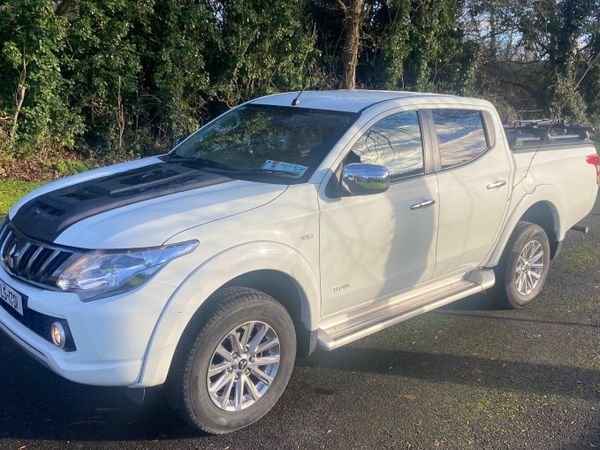 Mitsubishi L200 Crew Cab, Diesel, 2017, White
