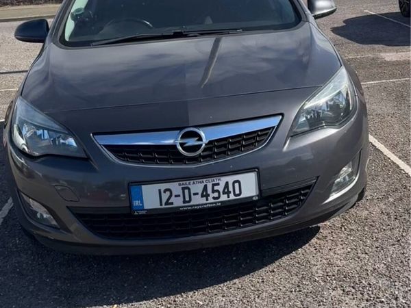 Opel Astra MPV, Diesel, 2012, Grey