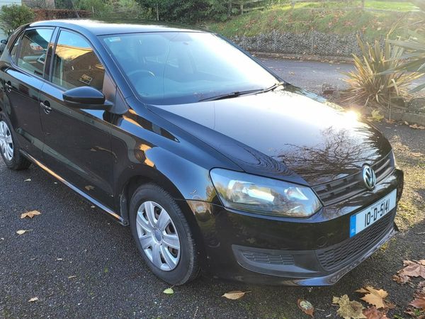 Volkswagen Polo Hatchback, Petrol, 2010, Black