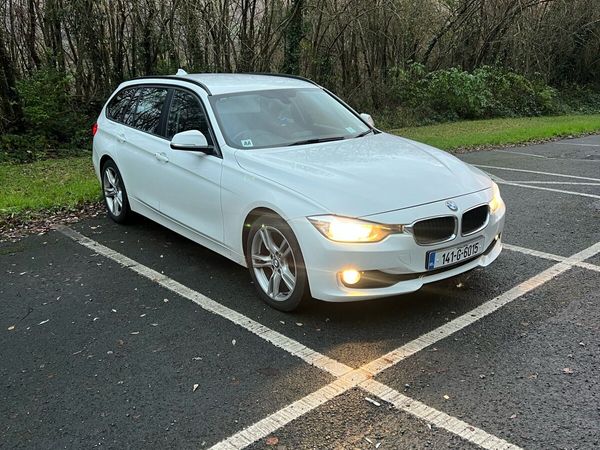 BMW 3-Series Estate/Jeep, Petrol, 2014, White