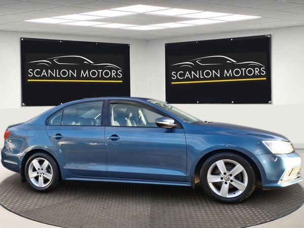 Volkswagen Jetta Saloon, Diesel, 2015, Green