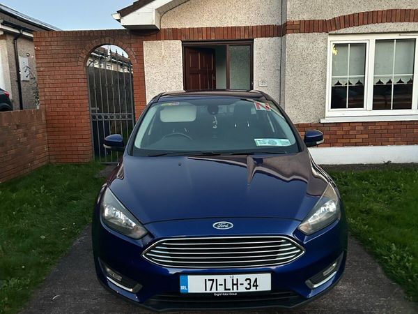 Ford Focus Hatchback, Diesel, 2017, Blue