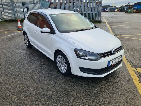 Volkswagen Polo Hatchback, Petrol, 2012, White